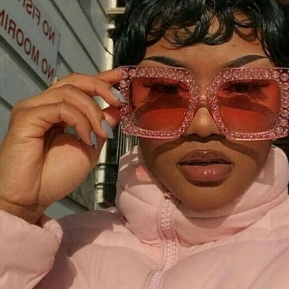 Pink Translucent Studded Fashion Sunglasses - Picture 2 of 9